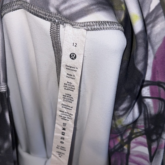 Lululemon Align leggings - Picture 2 of 6